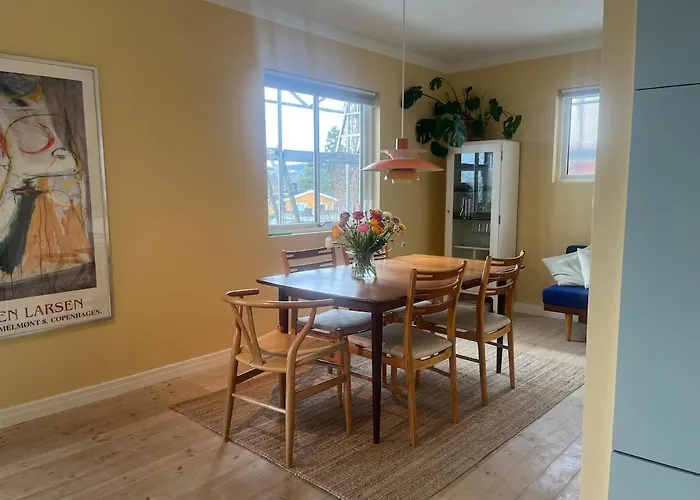 Family-friendly House Close To Nature Villa